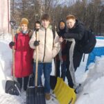 Студенты-волонтёры ГБПОУ МО «Ногинский колледж» провели акцию «Снежный десант»